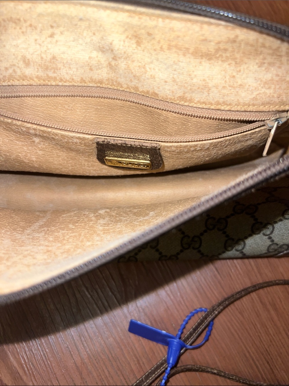 Gucci Beige and Brown GG Canvas Crossbody Bag - Picture 3 of 6